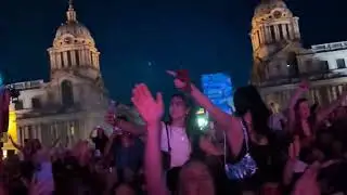 Empire of the Sun - We Are the People