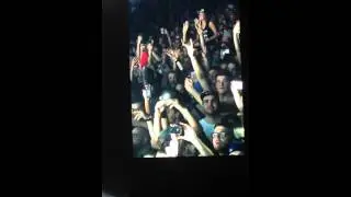 Jay-Z talking to fans in Germany - Magna Carta World Tour