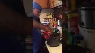 White people spaghetti vs black people