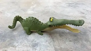 Plastic Green Color crocodile Toy Review | plastic Crocodile Toy Video | satisfying toys ideas