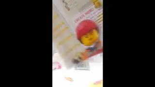 brand new Lego cards 2020 (opening 8 packs)