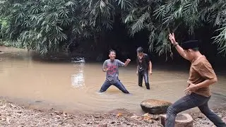 🔴BANG REY LAMPUNG TERBARU PARA PREMAN DI BUAT SAMPAI TERCEBUR KE SUNGAI OLEH TIM SPIRITUAL
