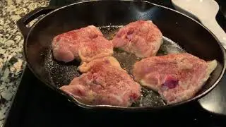Beginner&rsquo;s Dinners | Pan-Seared Chicken Thighs