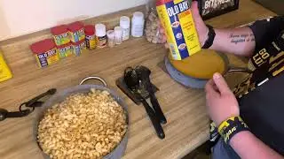 How to make Old Bay Seasoning Mac n&rsquo; Cheese
