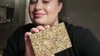 full face make-up Catrice and Christmas music!