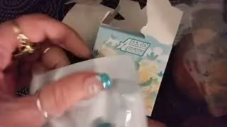 Unboxing my order from kikagoods 1
