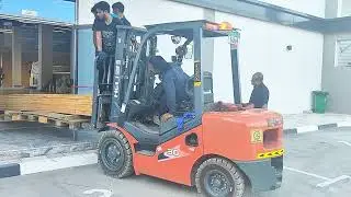 Beginners Guide to Offloading Timber Pallets with Forklift !