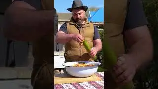 Bamboo Cooking: Traditional Culinary Artistry