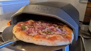 Ooni Koda 12 Pizza Perch in action!