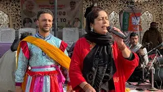 Begum Masrat & Altaf Dancing 