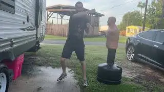 How to have Footwork- Stepping Inside & Head Punches in Boxing Kickboxing & MMA
