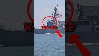 Why are US warships sailing to Venezuela?