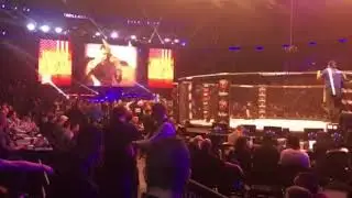 Ryan Bader walk out at Bellator 180