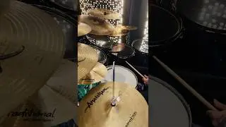 Denis Mendes - Tama Starclassic (Walnut/Birch) &bull; Gretsch 14x5 USA Custom Phosphorus Bronze Snare