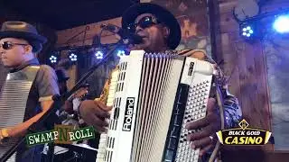 Nathan Williams & the Zydeco Cha Chas 09 22   BIG RED DOG
