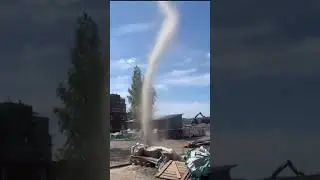 Джинн украл ведро и цемент в Украине.