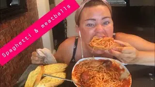 UK MUKBANG spaghetti & meatballs 🍝 with garlic bread 🥖