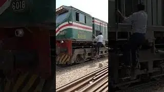 German Locomotive AGE-30 | (6018) #pakistan_railway #shorts
