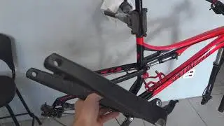 Adapta&ccedil;&atilde;o de Balan&ccedil;a Inferior de Carbono da S-Works no Quadro Epic