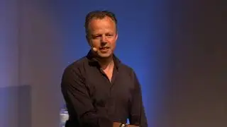 Keynote: 6 Business Model shifts by Patrick van der Pijl