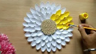 Unique Wall Hanging Craft Using Plastic Spoons | Rice Craft For Home Decoration | DIY Wall Decor