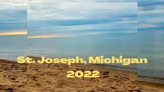One day in St. Joseph, Michigan, 2022.   #saintjoseph #Michigan #lake #beach #vacation #romantictown