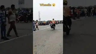 Amazing wheelie on Scooty  #wheelie #bikestunt #superbike #youtubeshorts #stoppie#bikelovers #shorts