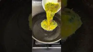 Omelette😋 #shorts #viral #shortsviral #trending #youtubeshorts #short #love #egg #ytshorts #trend#yt
