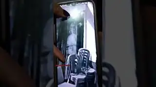 PENAMPAKAN POCONG DI BALAI DESA😱BIKIN MERINDING❗️#trending #shorts #creepy #pocong #horror #jin