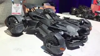 Toy Fair 2017: Mattel Justice League Batmobile