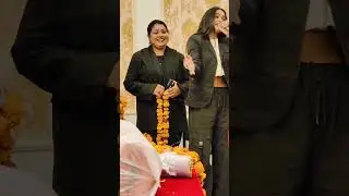 mere Naseeb me || Sara Khan live singing || #trending #viral #public #subscribe #like #shorts #india