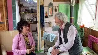 Руби Вакс и Филип Карр Гомм на Боррисском фестивале литературы и идей.