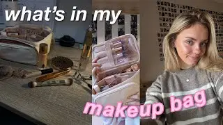 what's in my makeup bag!