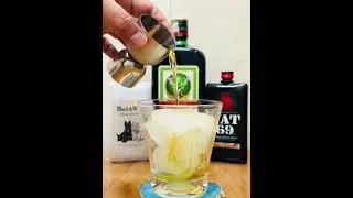 Black Dog Triple Gold Reserve cocktail #blackdog #scotch #scotchwhisky #whiskey #cocktail #drink