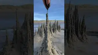 Drawing with sand