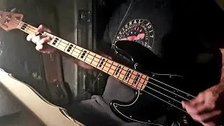 Bruce Springsteen Dancing in the Dark Bass Cover