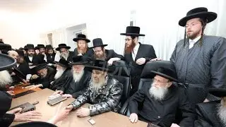 Kabolas Panim for Satmar Rebbe R&rsquo; Aharon by The Beis Din Tzedek of Yerushalayim
