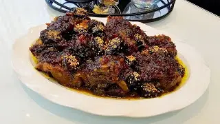 طاجن لحم البقر مع البرقوق والبصل بالكراميل / مأكولات مغربية 🇲🇦