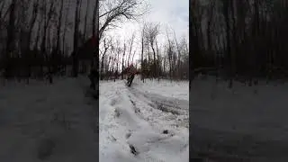Cutting ruts in the deep snow #CR125