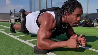 IFBB Pro Trains with STA PHIT | No Gym Full Body Workout