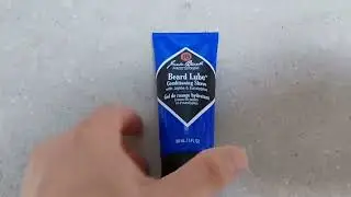 A Close Look At Jack Black Beard Lube Conditioning Shave