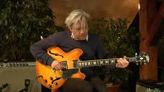 Gibson ES-335 TD Larry Carlton Mr.335 presented by Tobias Hoffmann at Vintage Guitar Oldenburg