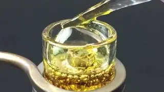 Huge glob of Clear Concentrate slathered over sherbet crumble! Dabs on an eBoss XL Quartz eNail Kit!