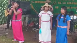 HERMANO YOEL  QUITARRITA VIENE DESD  LA COLINA DE SAQUI CON LA TROBADORAS DESD SARDINA