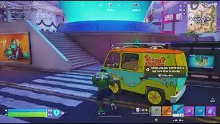 Hulk Causes Mass Destructione In Back 2 The Future Fortnite! 💙👊🏾💪🏾🚬💨🔥🔫🏹⛏️🛡️