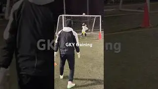 GKY training. #goalkeepertraining #soccer #soccerdrills #soccertraining #futbol #goalkeeperdrills