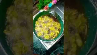 Kurkure pyaaz ke patti ke pakode #pyazkepakode #easyrecipe #trending