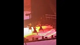 BABYMETAL - Sunset Kiss (ft. Polyphia) - Full song - World premiere at the O2 Arena, London