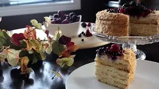 RUSSIAN SPARTAK CAKE (with simple honey & sour cream frosting)
