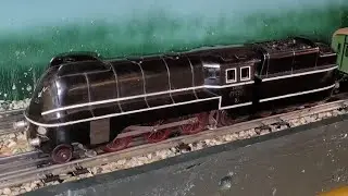 Repaired a classic Zeuke FD 50 bakelite locomotive.